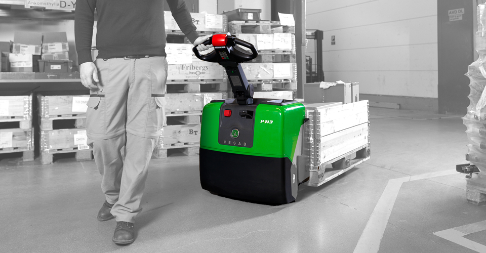 How pallet trucks can help in your business and warehouse